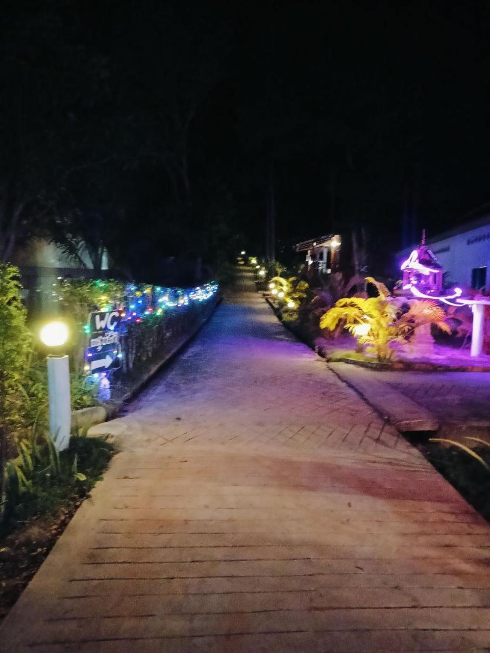 Bunnan Bungalows Derm Tkov Village Esterno foto